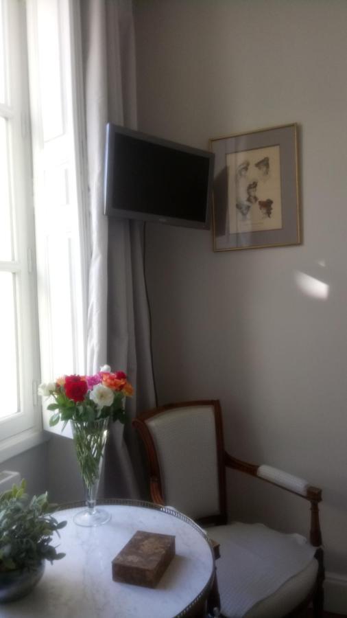 Chambre De Flore Bed & Breakfast Versailles Luaran gambar